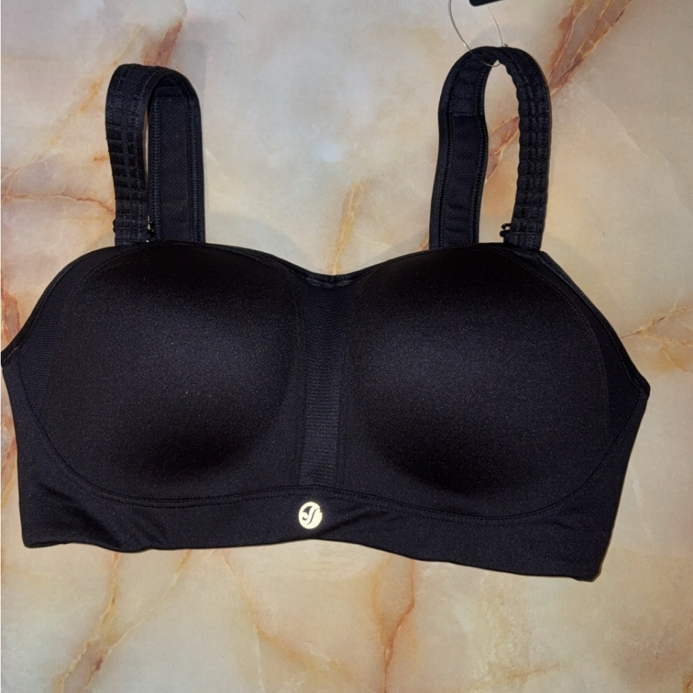 NWT Soma Black Woman’s Sports Bra